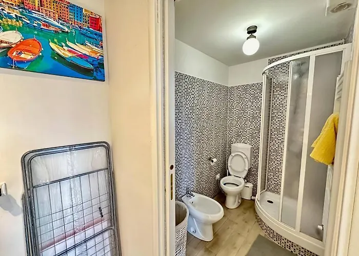 Graziosa Casa In Centro Storico * Genua