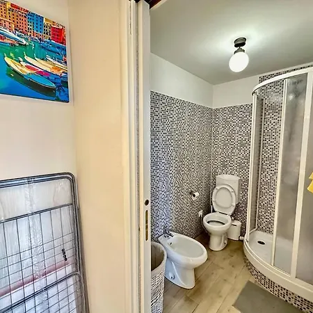 Graziosa Casa In Centro Storico * Gênes